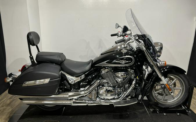 2018 Suzuki Motor of America Inc. Boulevard C90T