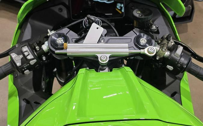 2026 Kawasaki Ninja® ZX™-10R Base