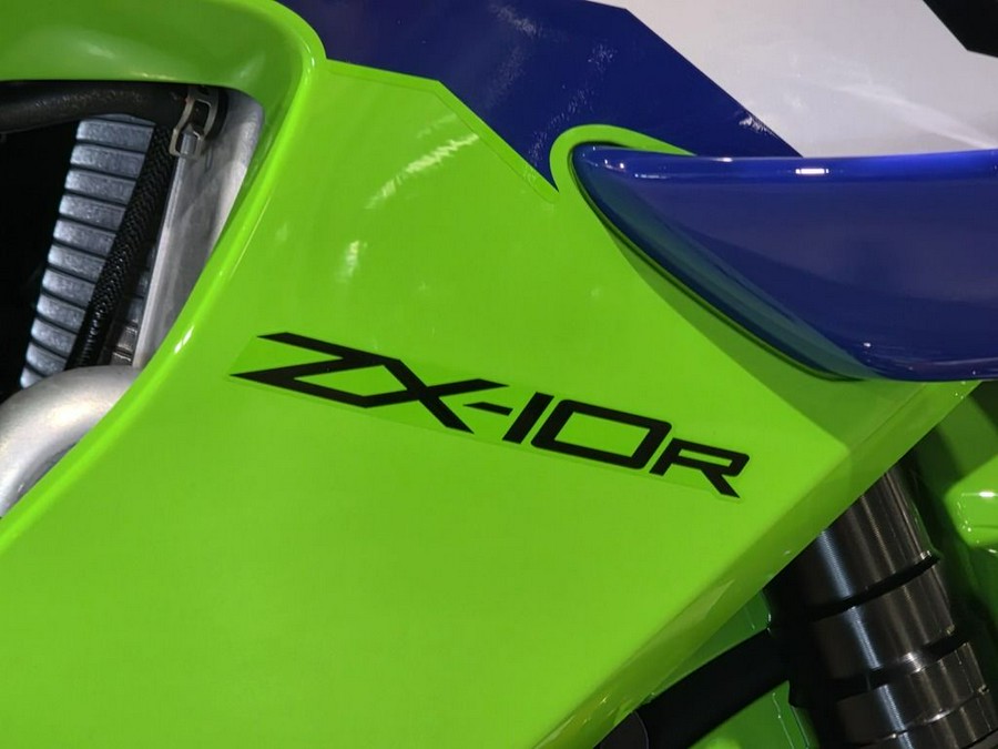 2026 Kawasaki Ninja® ZX™-10R Base