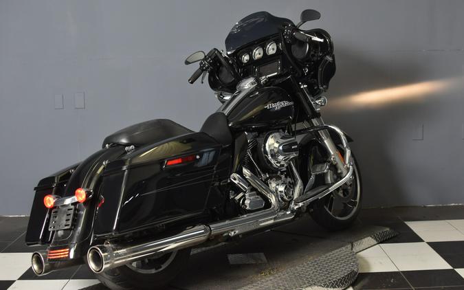 2015 Harley-Davidson Street Glide Special Vivid Black FLHXS