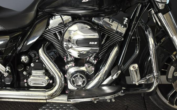 2015 Harley-Davidson Street Glide Special Vivid Black FLHXS