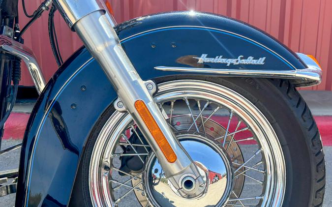 2014 Harley-Davidson® Heritage Softail® Classic FLSTC Midnight Pearl