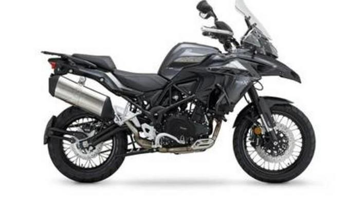 2021 Benelli TRK502X Review (14 Fast Facts for Adventure Touring)