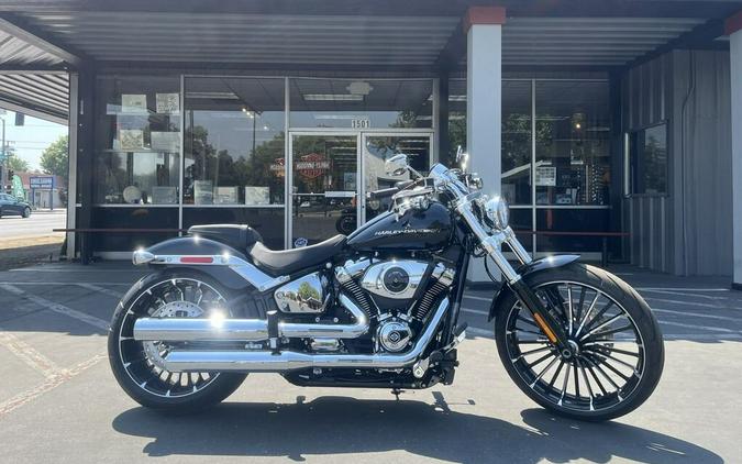 2025 Harley-Davidson® Breakout™