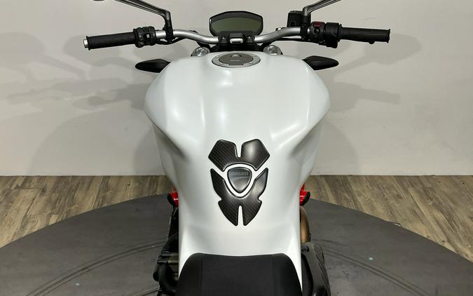2015 Ducati Monster 821