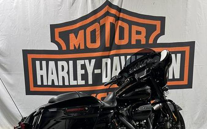 2018 Harley-Davidson® FLHXS - Street Glide® Special