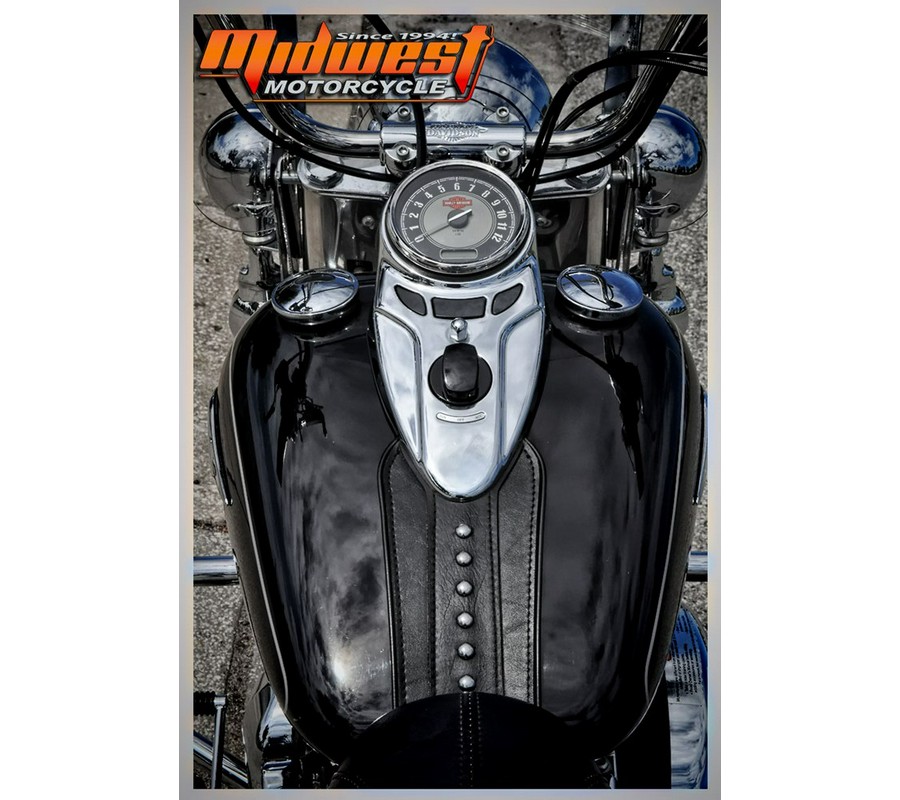 2015 Harley-Davidson® HERITAGE SOFTAIL CLASSIC