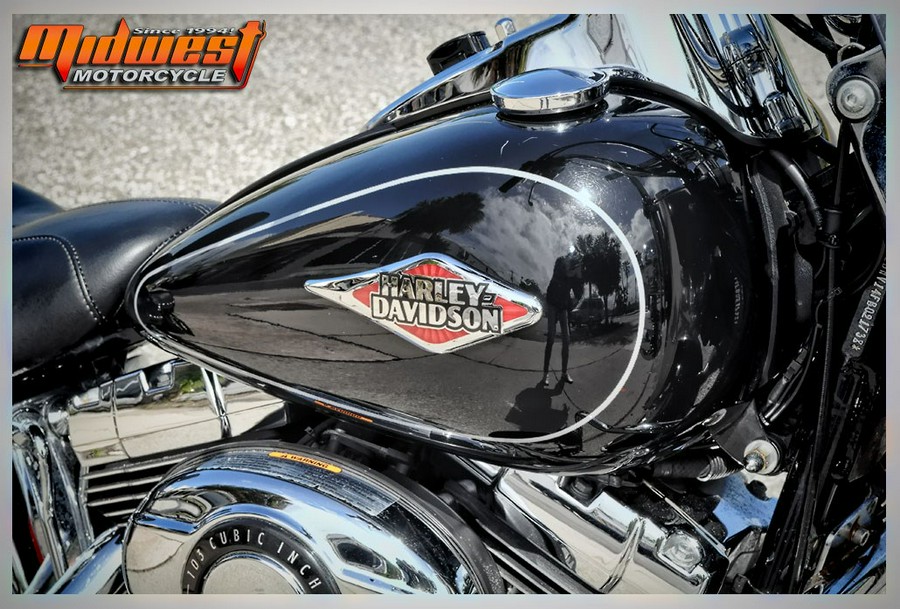 2015 Harley-Davidson® HERITAGE SOFTAIL CLASSIC