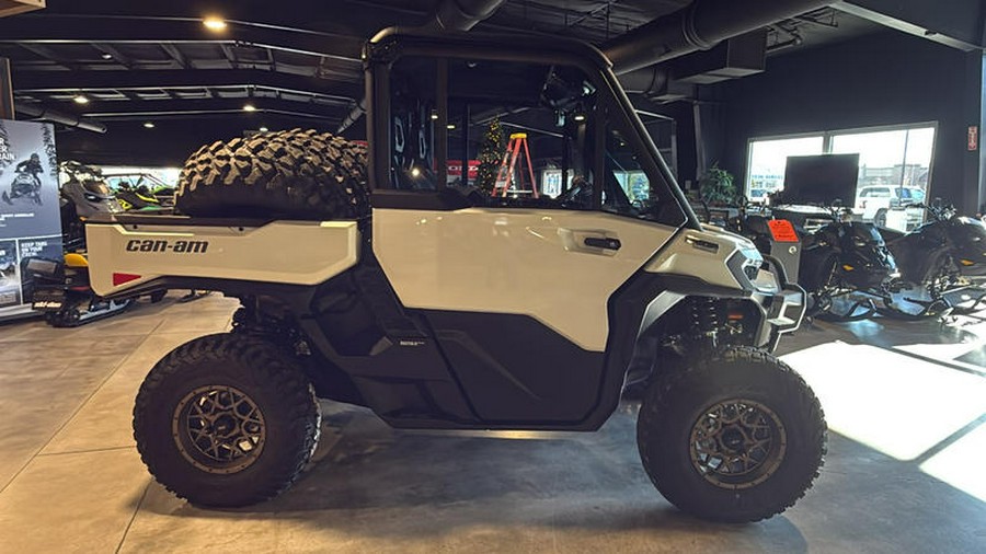 2026 Can-Am® Defender Limited HD11