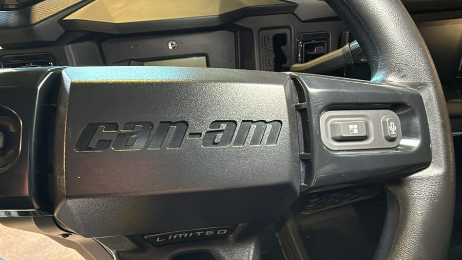 2026 Can-Am® Defender Limited HD11