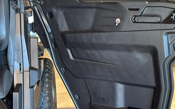 2026 Can-Am® Defender Limited HD11