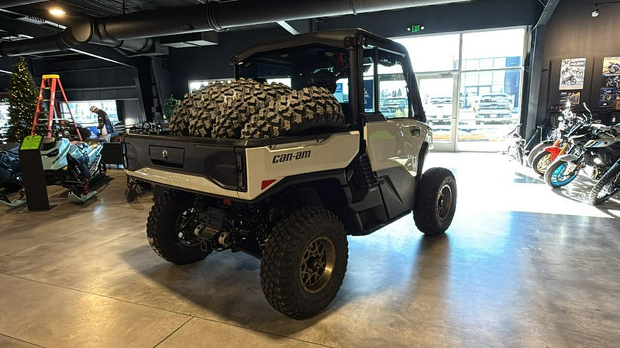 2026 Can-Am® Defender Limited HD11