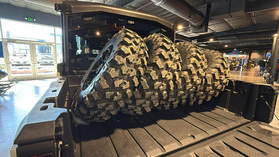 2026 Can-Am® Defender Limited HD11