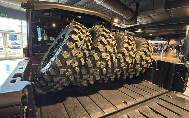 2026 Can-Am® Defender Limited HD11