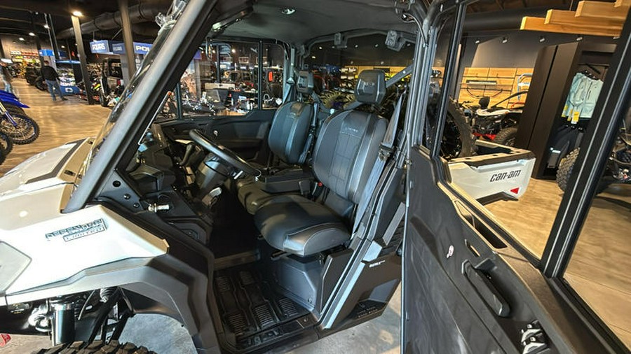 2026 Can-Am® Defender Limited HD11