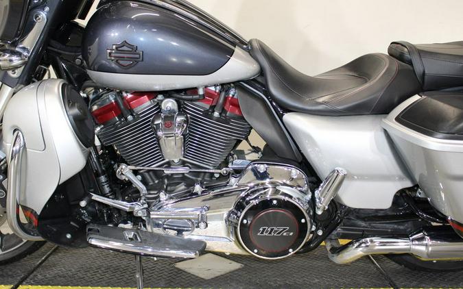 2019 Harley-Davidson® FLHXSE - CVO™ Street Glide®