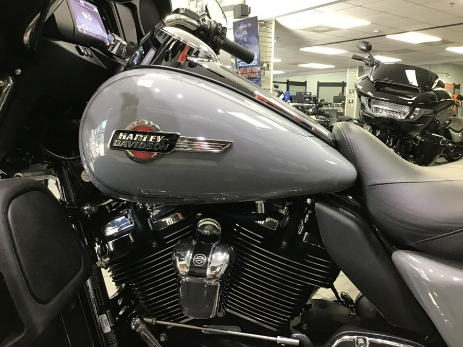 2024 Harley-Davidson® Tri Glide® Ultra Billiard Gray