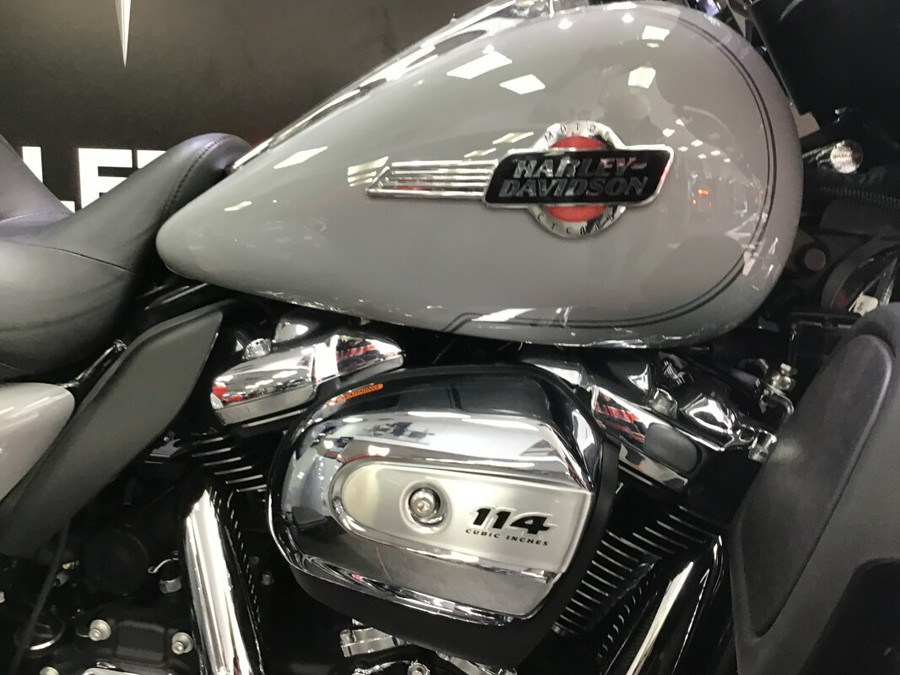2024 Harley-Davidson® Tri Glide® Ultra Billiard Gray