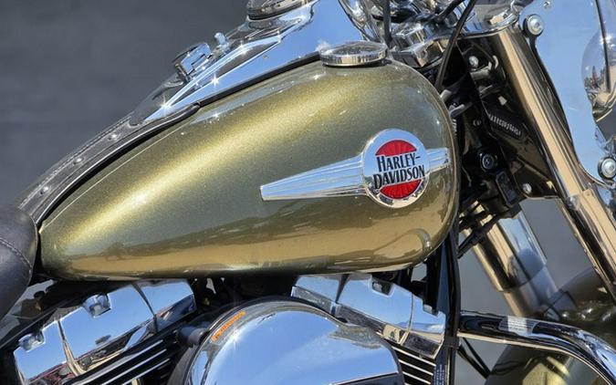 2016 Harley-Davidson Softail FLSTC - Heritage Classic