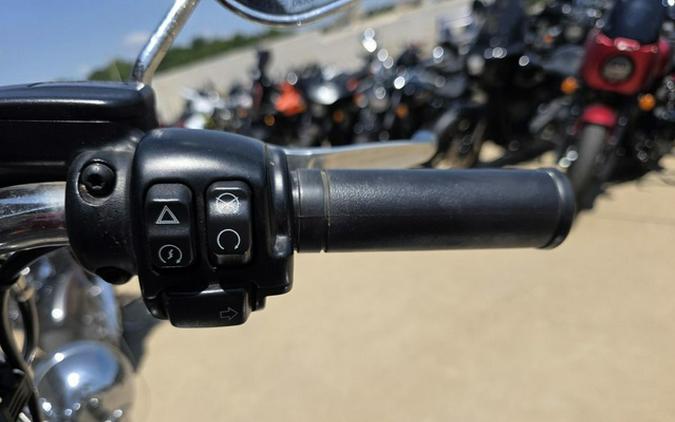 2016 Harley-Davidson Softail FLSTC - Heritage Classic