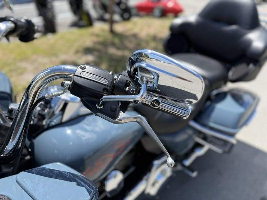 2016 Harley-Davidson® FLTRX - Road Glide®