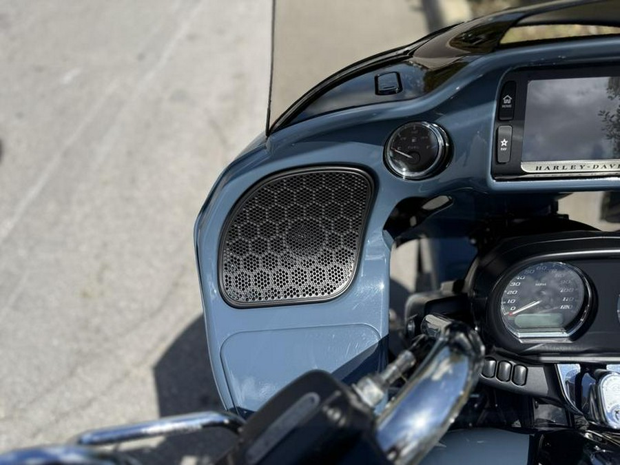 2016 Harley-Davidson® FLTRX - Road Glide®