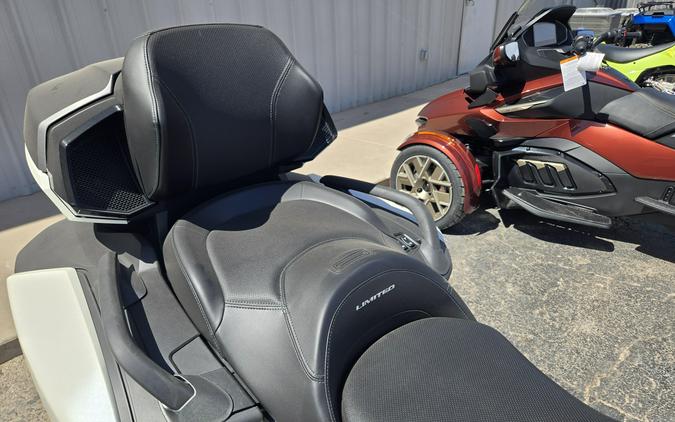 2026 CAN-AM SPYDER RT SEATOSKY