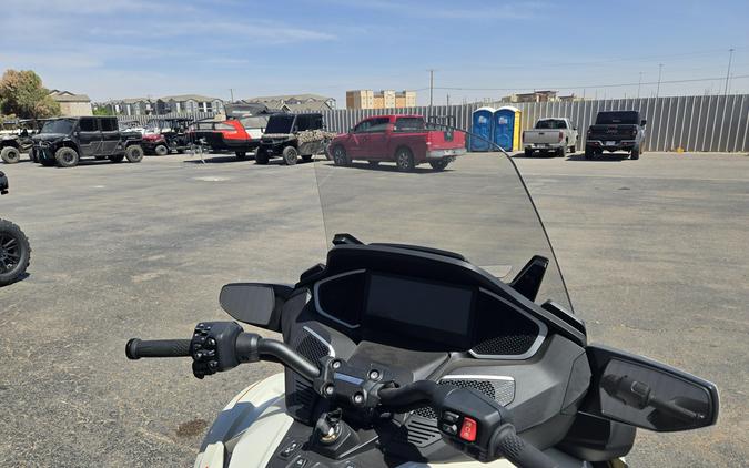 2026 CAN-AM SPYDER RT SEATOSKY