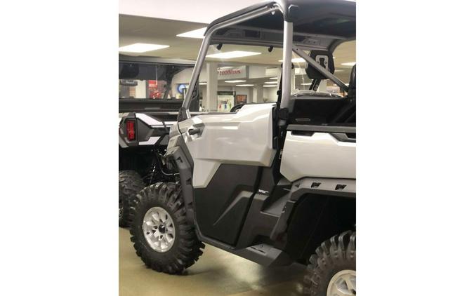 2024 Can-Am Defender X MR With Half-Doors HD10