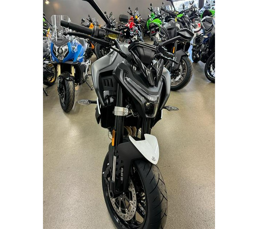 2024 CFMOTO 800NK