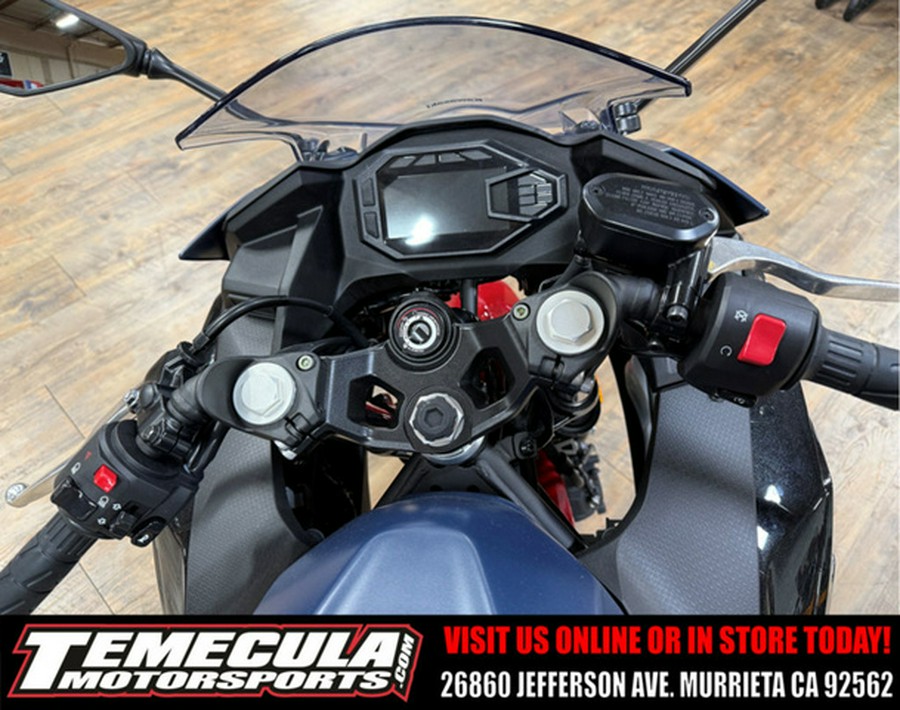 2026 Kawasaki Ninja 500 ABS Metallic Matte Twilight Blue