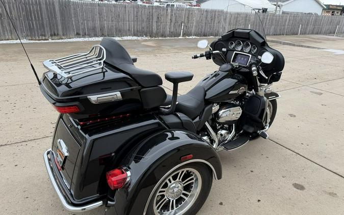 2023 Harley-Davidson® FLHTCUTG - Tri Glide® Ultra