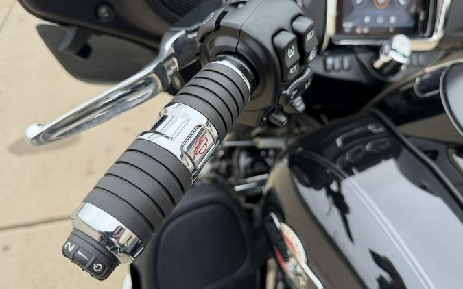2023 Harley-Davidson® FLHTCUTG - Tri Glide® Ultra