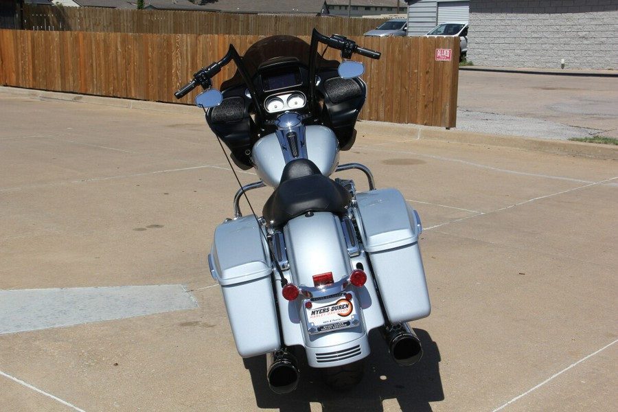2023 Harley-Davidson Road Glide Atlas Silver Metallic