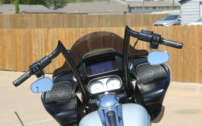 2023 Harley-Davidson Road Glide Atlas Silver Metallic