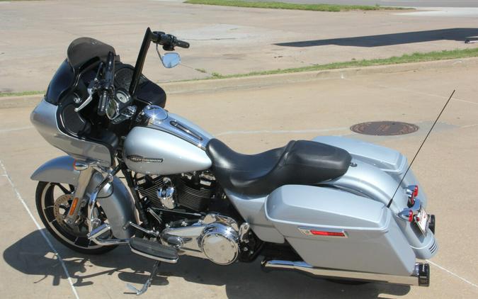 2023 Harley-Davidson Road Glide Atlas Silver Metallic