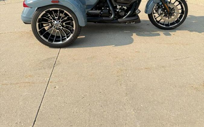 FLTRT 2024 Road Glide 3