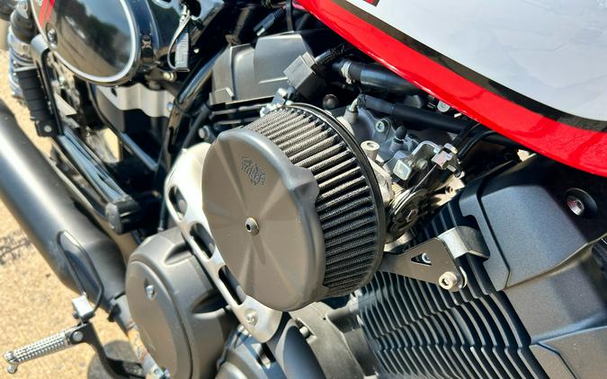 2017 Yamaha SCR950
