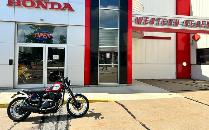 2017 Yamaha SCR950
