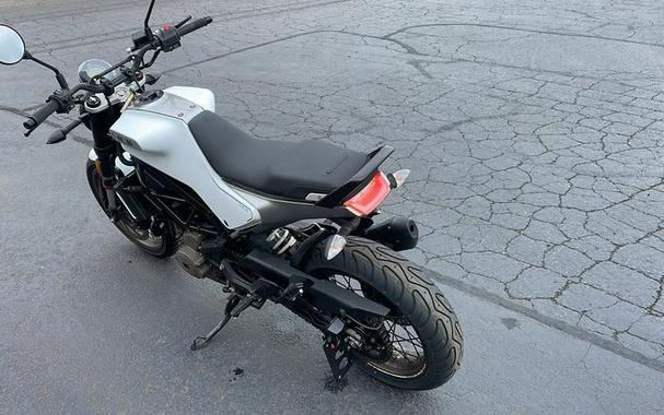 2022 Husqvarna® Vitpilen 401