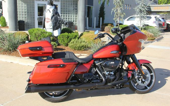2024 Harley-Davidson Road Glide Limited Whiskey Fire - Black Finish