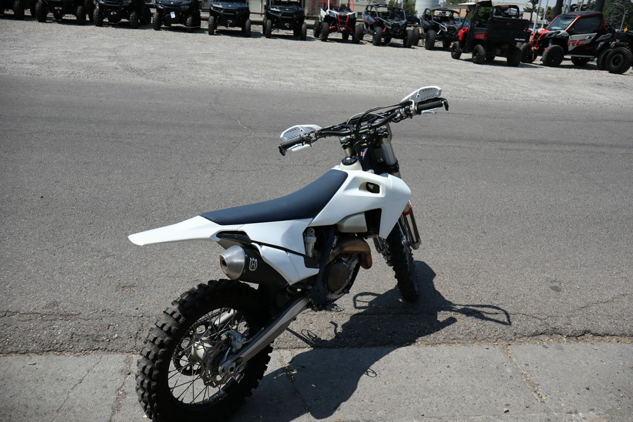 2022 FX 450 - Husqvarna Motorcycles