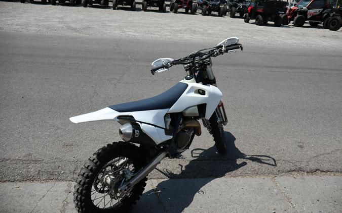 2022 Husqvarna Motorcycles FX 450