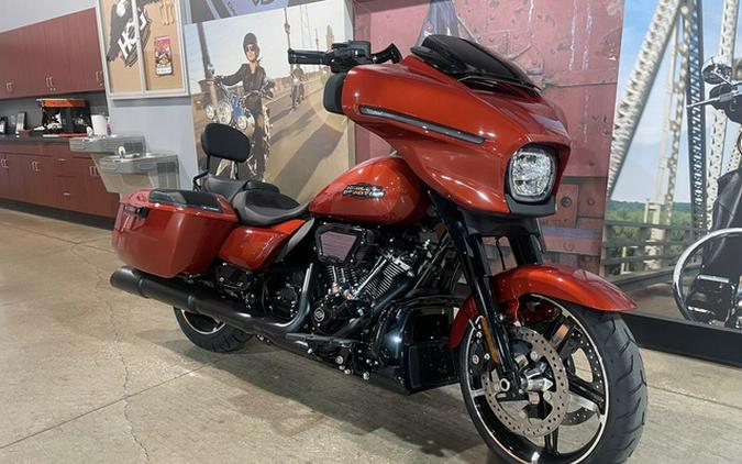 2024 Harley-Davidson FLHX - Street Glide