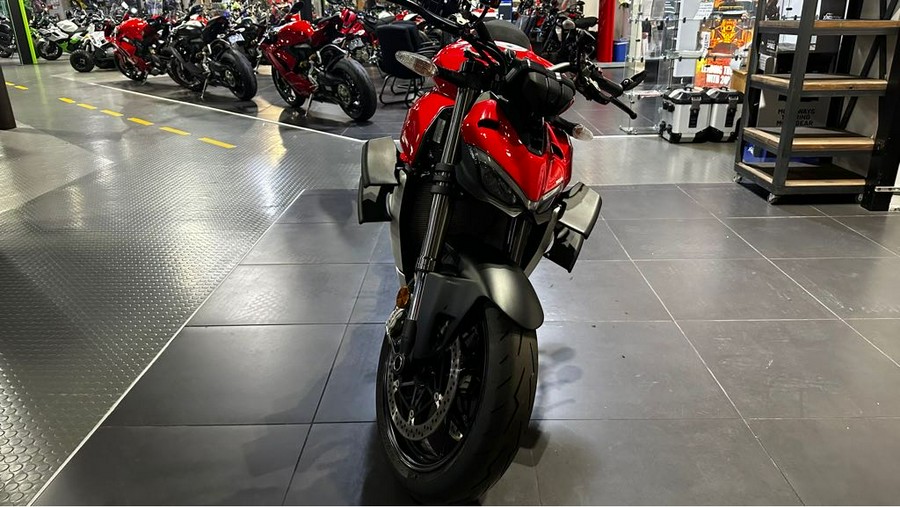 2021 Ducati Streetfighter V4