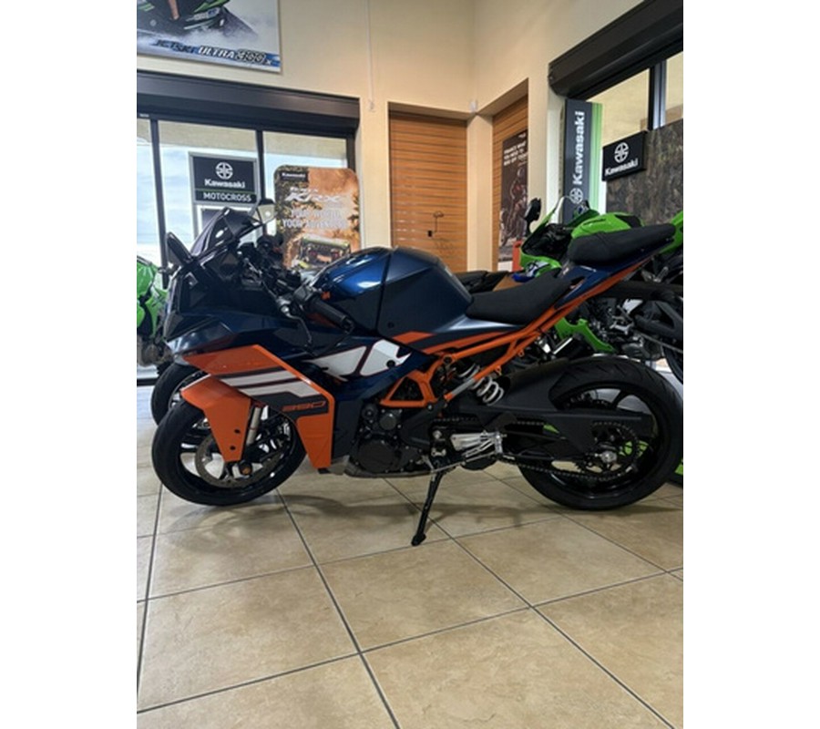 2024 KTM RC 390