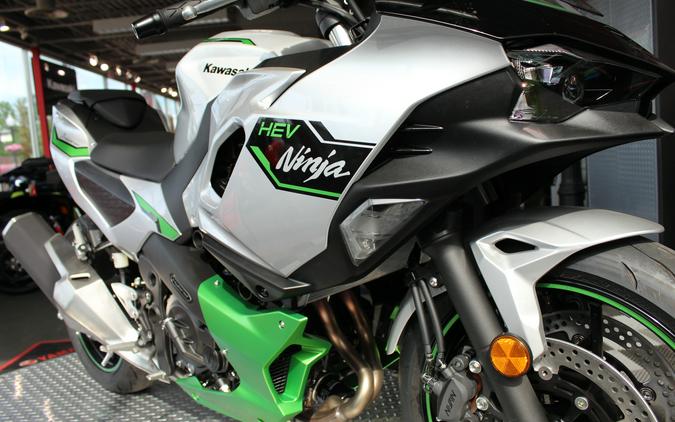 2024 Kawasaki Ninja® 7 Hybrid ABS