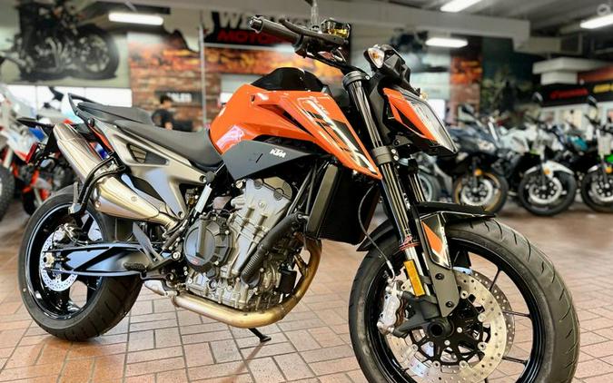 New 2023 KTM 790 DUKE