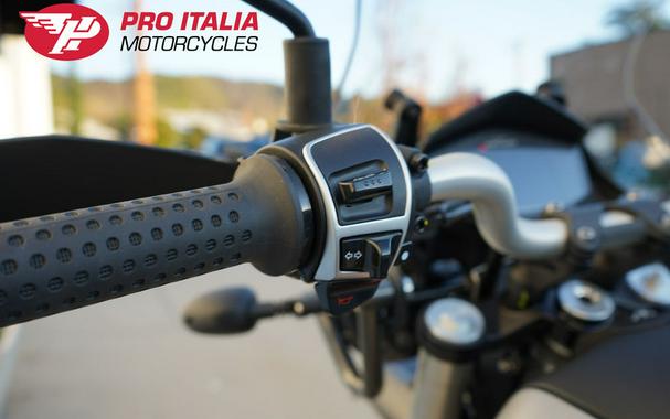 2023 Moto Guzzi V85 TT Travel