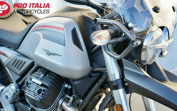 2023 Moto Guzzi V85 TT Travel